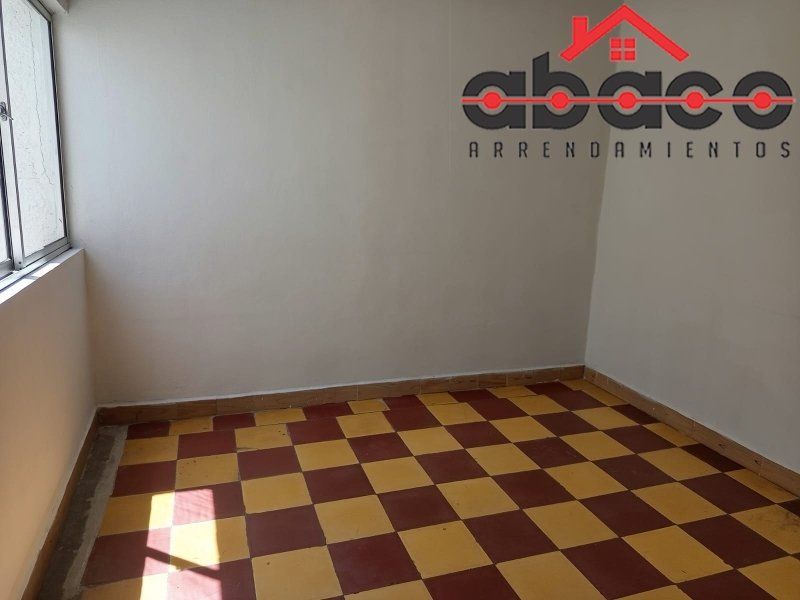 Apartamento en arriendo Antioquia Envigado Zona Centro 62 m2 Habitaciones 3 Baños 1 Garajes 0 Precio $1850000