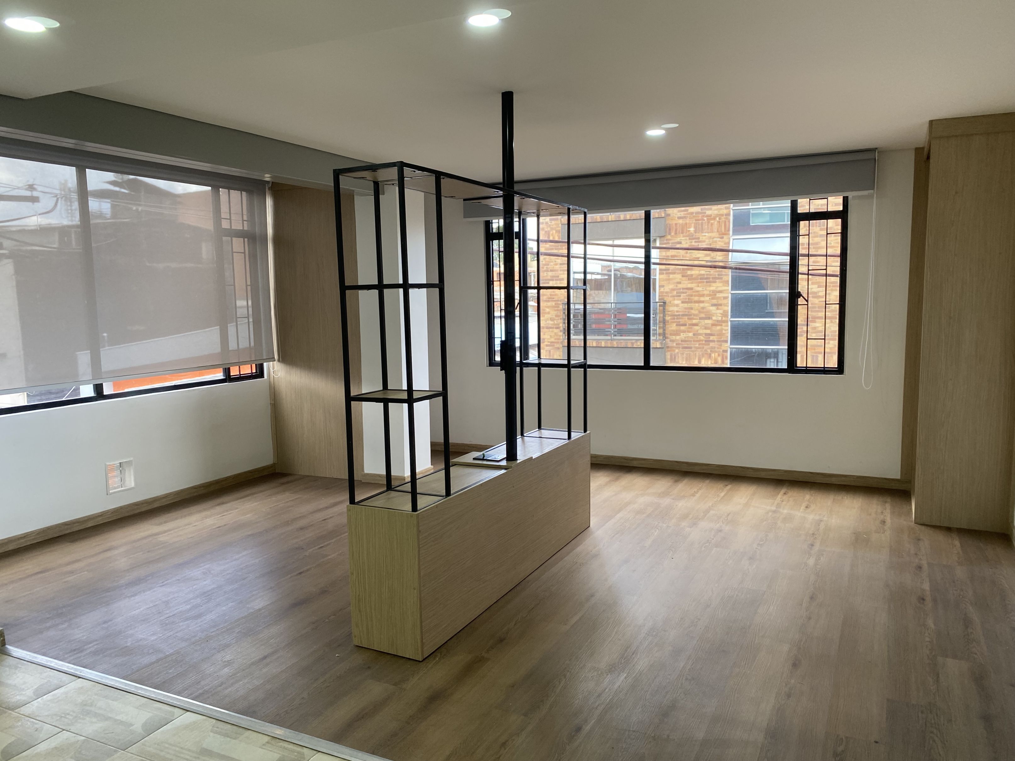 Apartaestudio en arriendo Cundinamarca Bogotá La Primavera 30 m2 Habitaciones 1 Baños 1 Garajes 0 Precio $1300000