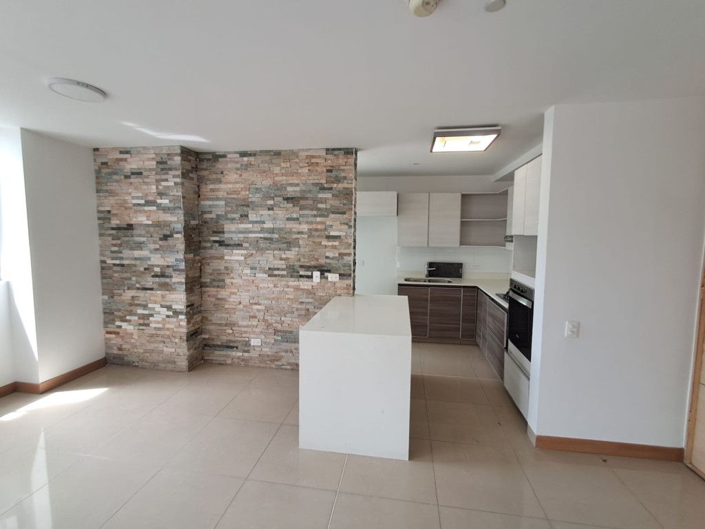 Apartamento en arriendo Antioquia Medellín Urbanizacion Bosques De La Aguacata 116 m2 Habitaciones 3 Baños 3 Garajes 1 Precio $6500000