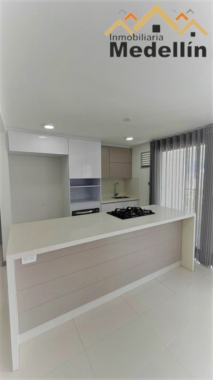 Apartamento en arriendo Antioquia Itagüí Cr Verde Vivo Ariza 100 m2 Habitaciones 2 Baños 2 Garajes 1 Precio $3700000