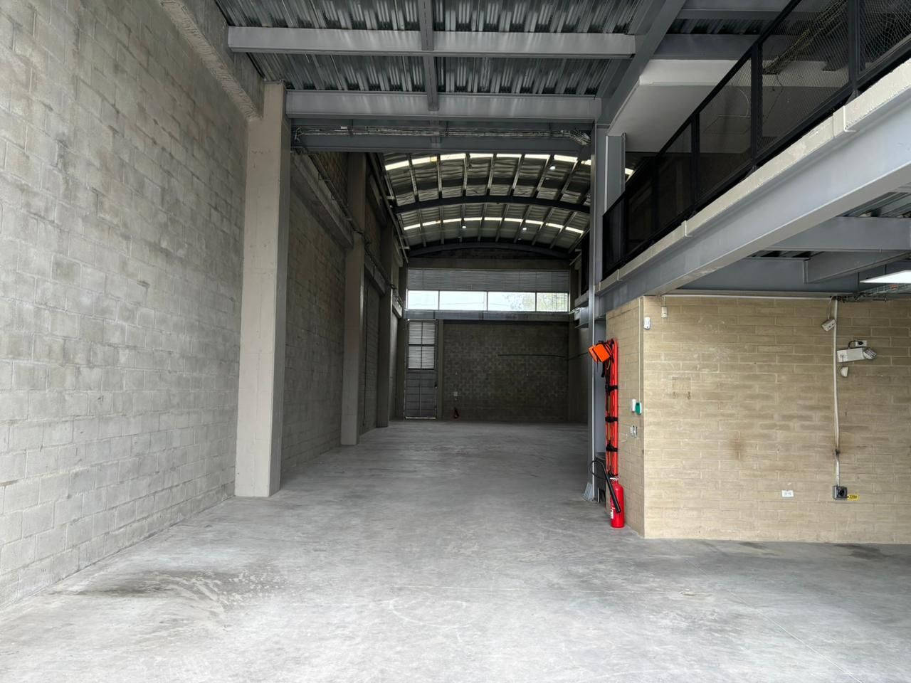 Bodega en arriendo Antioquia Rionegro Cuatro Esquinas 510 m2 Habitaciones 0 Baños 4 Garajes 3 Precio $14500000