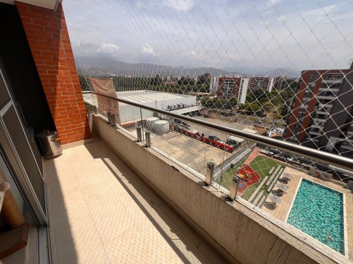 Apartamento en arriendo Valle Del Cauca Cali Lili 90 m2 Habitaciones 2 Baños 3 Garajes 2 Precio $3200000