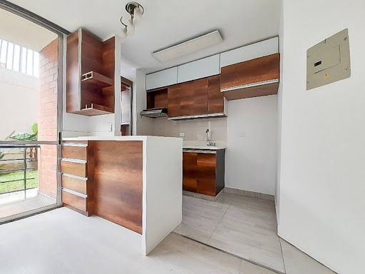 Apartamento en arriendo Antioquia Sabaneta Virgen Del Carmen 60 m2 Habitaciones 2 Baños 2 Garajes 0 Precio $2300000