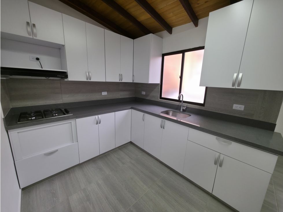 Apartaestudio en arriendo Antioquia Medellín Villa Hermosa 90 m2 Habitaciones 3 Baños 2 Garajes 0 Precio $1800000