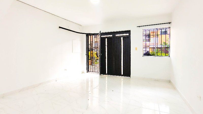 Casa en arriendo Antioquia Medellín Cristobal 80 m2 Habitaciones 3 Baños 1 Garajes 0 Precio $2850000