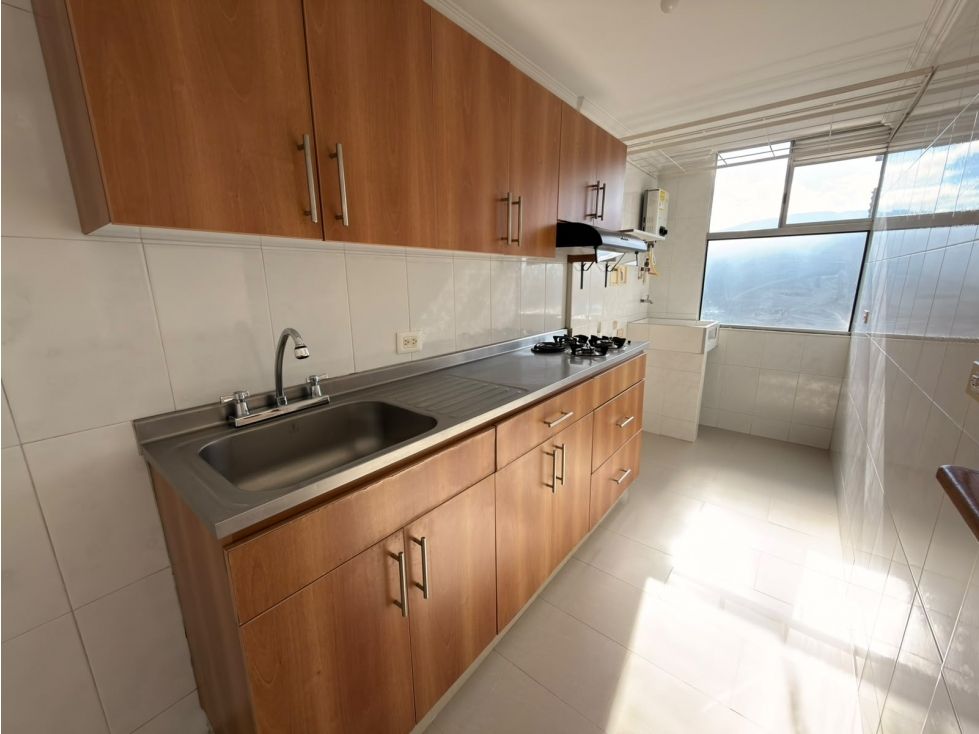 Apartamento en arriendo Antioquia Medellín Santa Rosa De Lima 70 m2 Habitaciones 3 Baños 2 Garajes 1 Precio $2750000