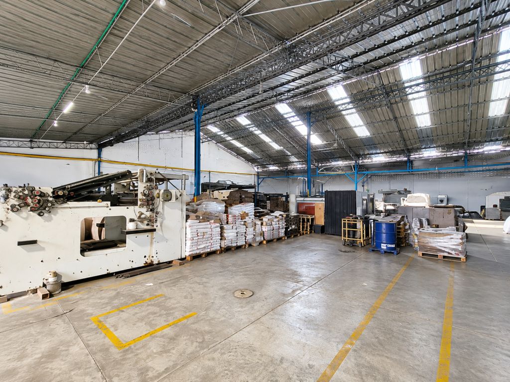 Bodega en venta Valle Del Cauca Cali Industrial 1000 m2 Habitaciones 0 Baños 3 Garajes 0 Precio $3500000000