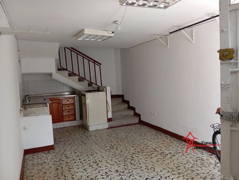 Casa en arriendo Antioquia Medellín La Floresta 55 m2 Habitaciones 2 Baños 1 Garajes 0 Precio $1800000