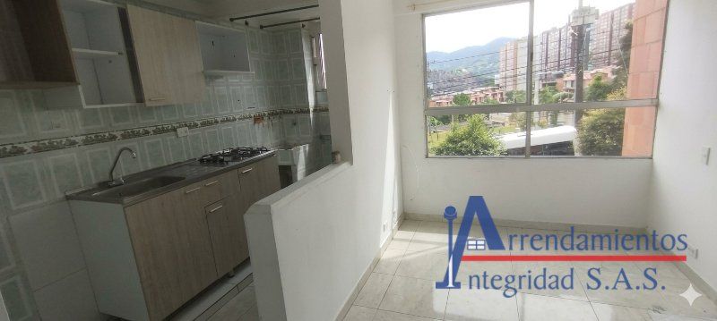 Apartamento en arriendo Antioquia Medellín La Macarena 46 m2 Habitaciones 3 Baños 1 Garajes 0 Precio $1400000