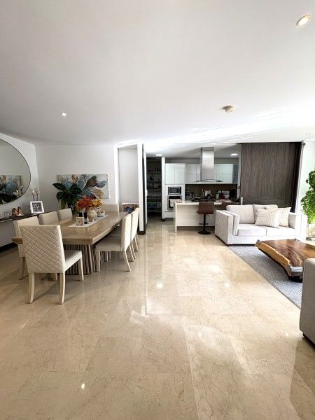 Apartamento en arriendo Valle Del Cauca Cali Sector Altos De Santa Isabel 185 m2 Habitaciones 3 Baños 4 Garajes 2 Precio $8000000