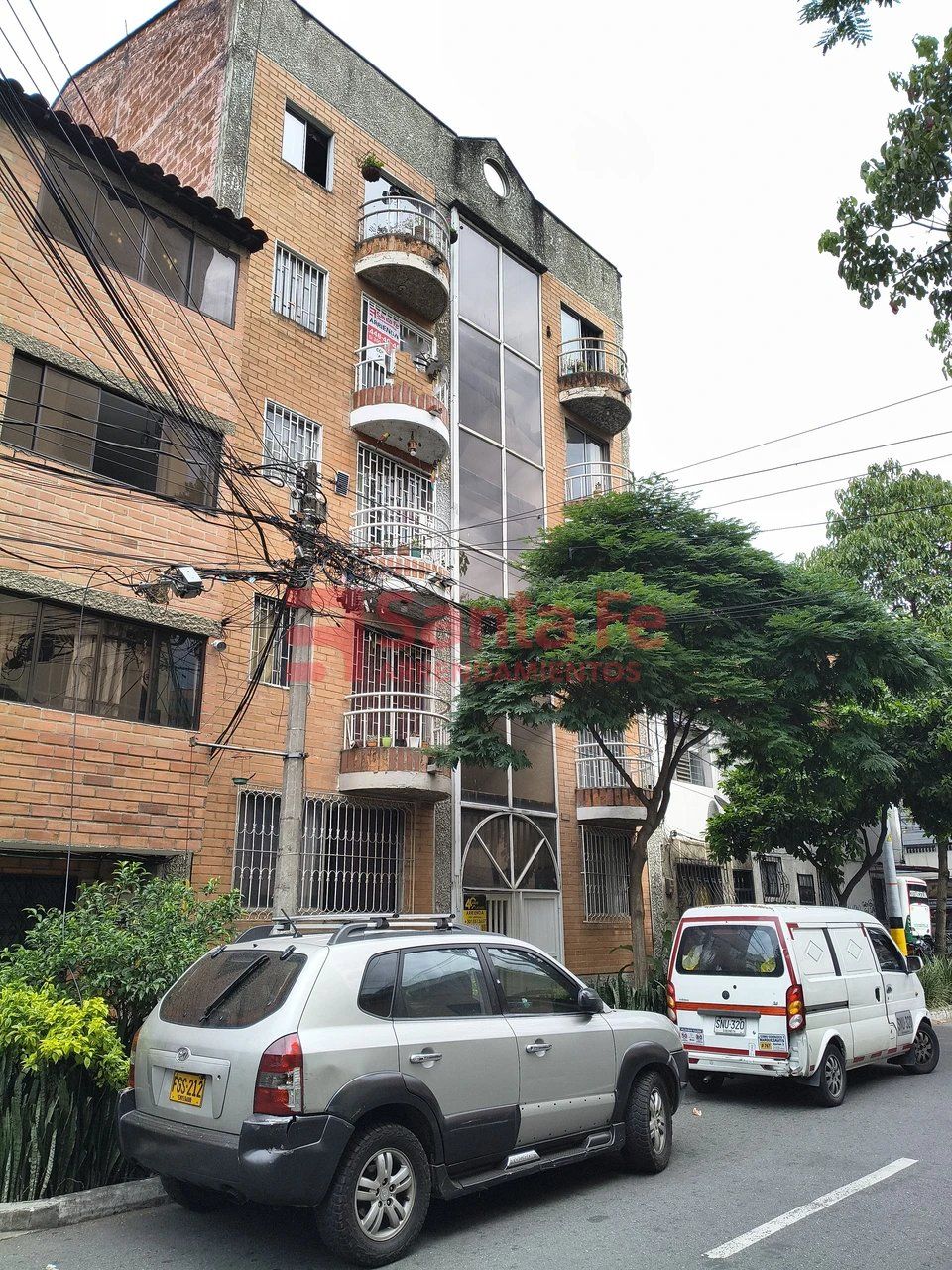 Apartamento en arriendo Antioquia Medellín Bombona No1 63 m2 Habitaciones 3 Baños 2 Garajes 0 Precio $2300000