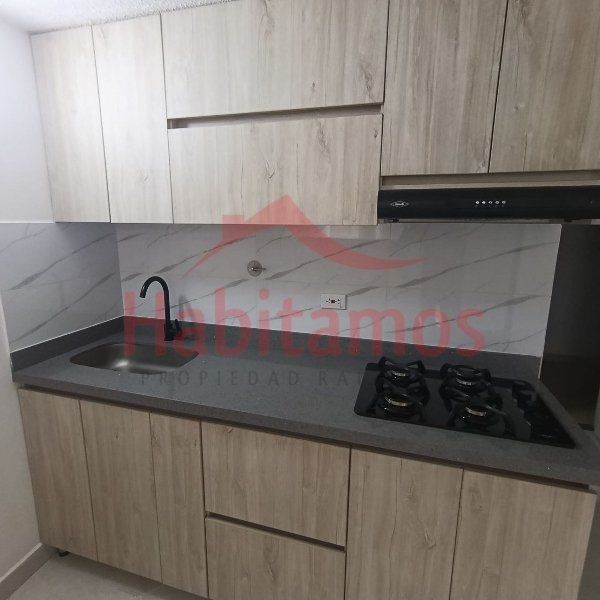 Apartamento en arriendo Antioquia Medellín El Salado 45 m2 Habitaciones 2 Baños 1 Garajes 0 Precio $1400000