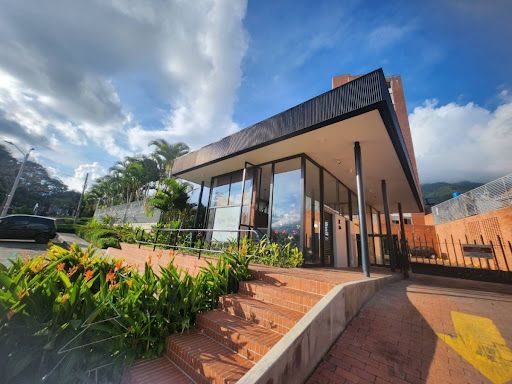 Apartamento en venta Tolima Ibagué Ub Girasol 190 m2 Habitaciones 4 Baños 3 Garajes 2 Precio $950000000