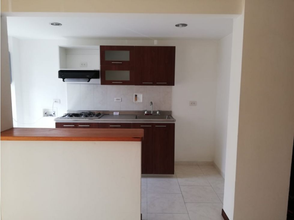 Apartamento en arriendo Antioquia La Ceja Cuatro Esqunas 70 m2 Habitaciones 3 Baños 1 Garajes 1 Precio $1700000