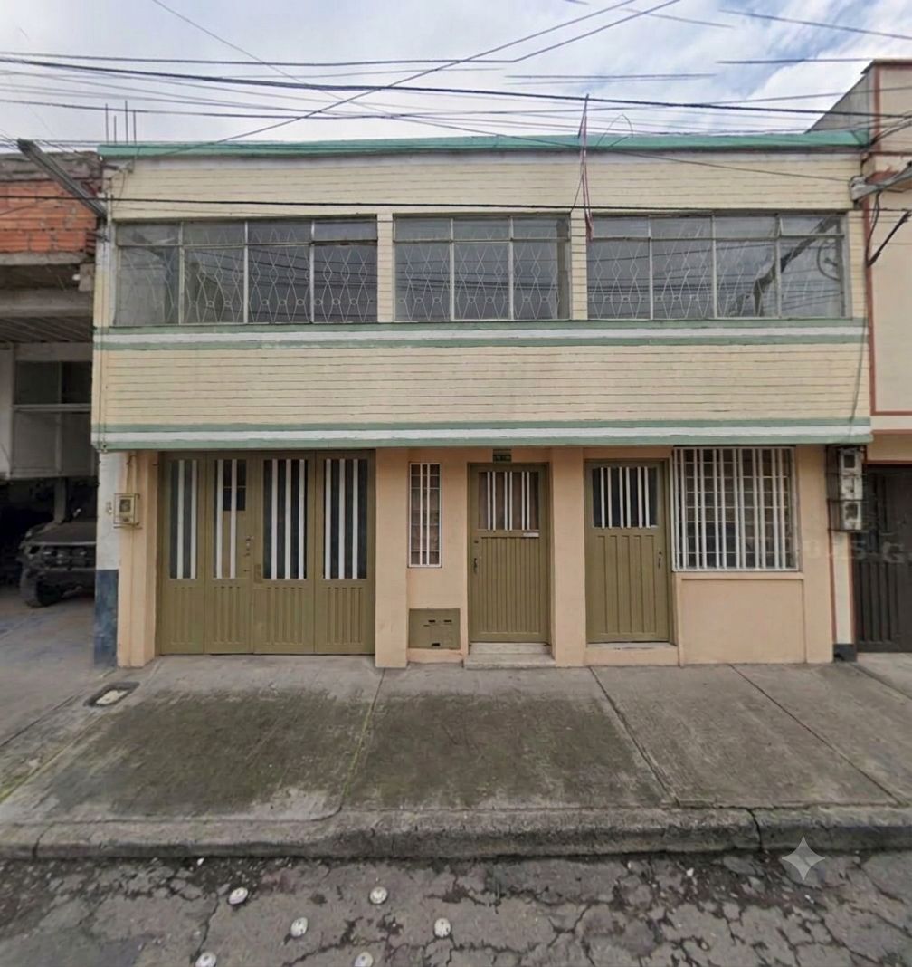Casa en venta Cundinamarca Bogotá Bellavista Occidental 242 m2 Habitaciones 6 Baños 4 Garajes 1 Precio $670000000