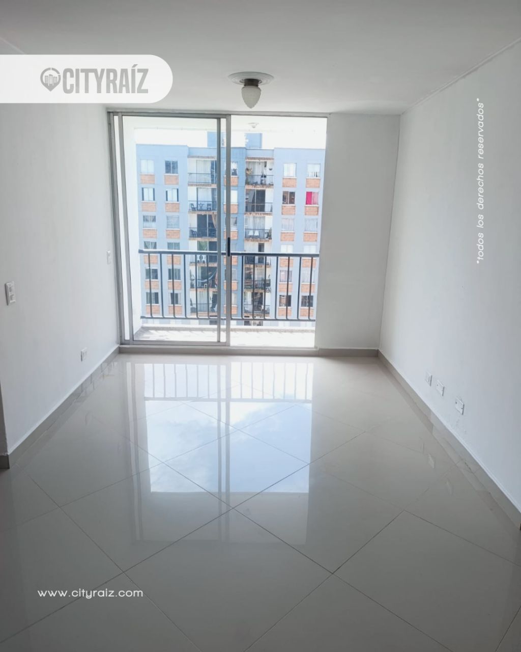 Apartamento en arriendo Antioquia Medellín Altamira 65 m2 Habitaciones 3 Baños 2 Garajes 1 Precio $2700000