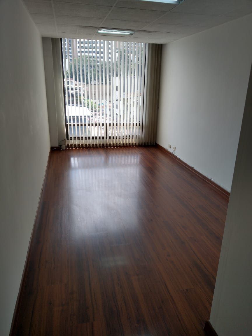 Oficina en arriendo Antioquia Medellín El Poblado 26 m2 Habitaciones 0 Baños 1 Garajes 0 Precio $2300000
