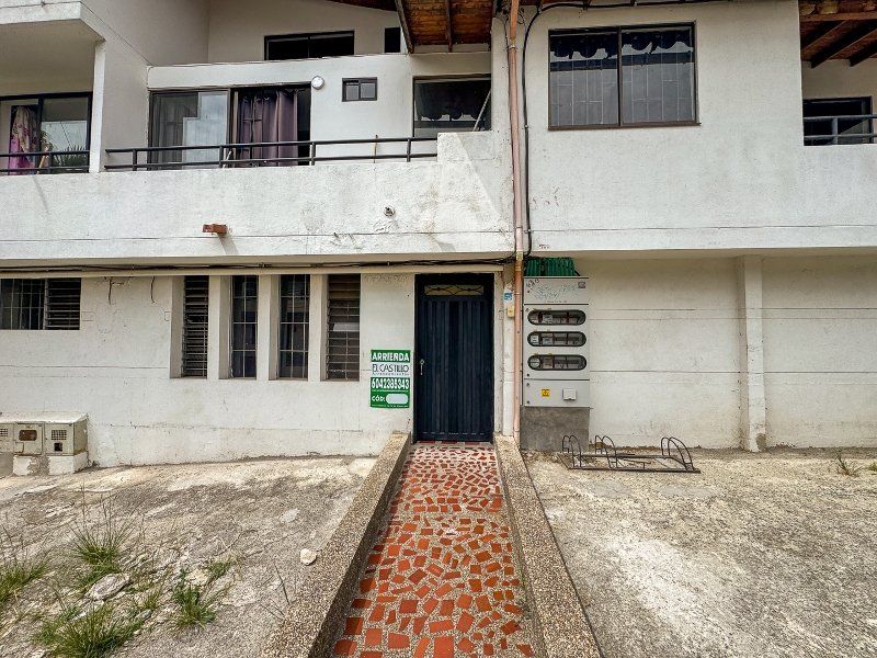 Apartamento en arriendo Antioquia Medellín El Nogal- Los Almendros 40 m2 Habitaciones 2 Baños 1 Garajes 0 Precio $1700000