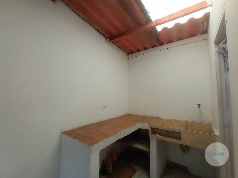 Apartamento en arriendo Antioquia Medellín Villanueva 10 m2 Habitaciones 2 Baños 1 Garajes 0 Precio $650000