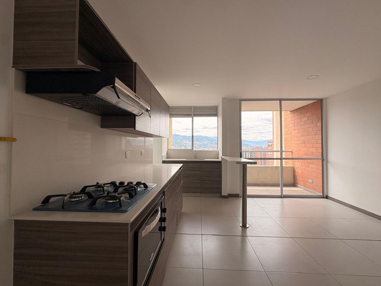 Apartamento en venta Antioquia Sabaneta La Florida 75 m2 Habitaciones 3 Baños 2 Garajes 2 Precio $550000000