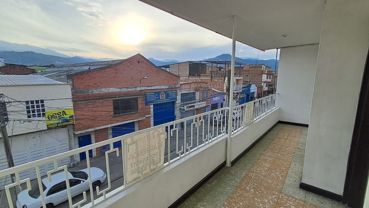 Apartamento en arriendo Valle Del Cauca Cali Belalcázar 48 m2 Habitaciones 2 Baños 2 Garajes 0 Precio $750000