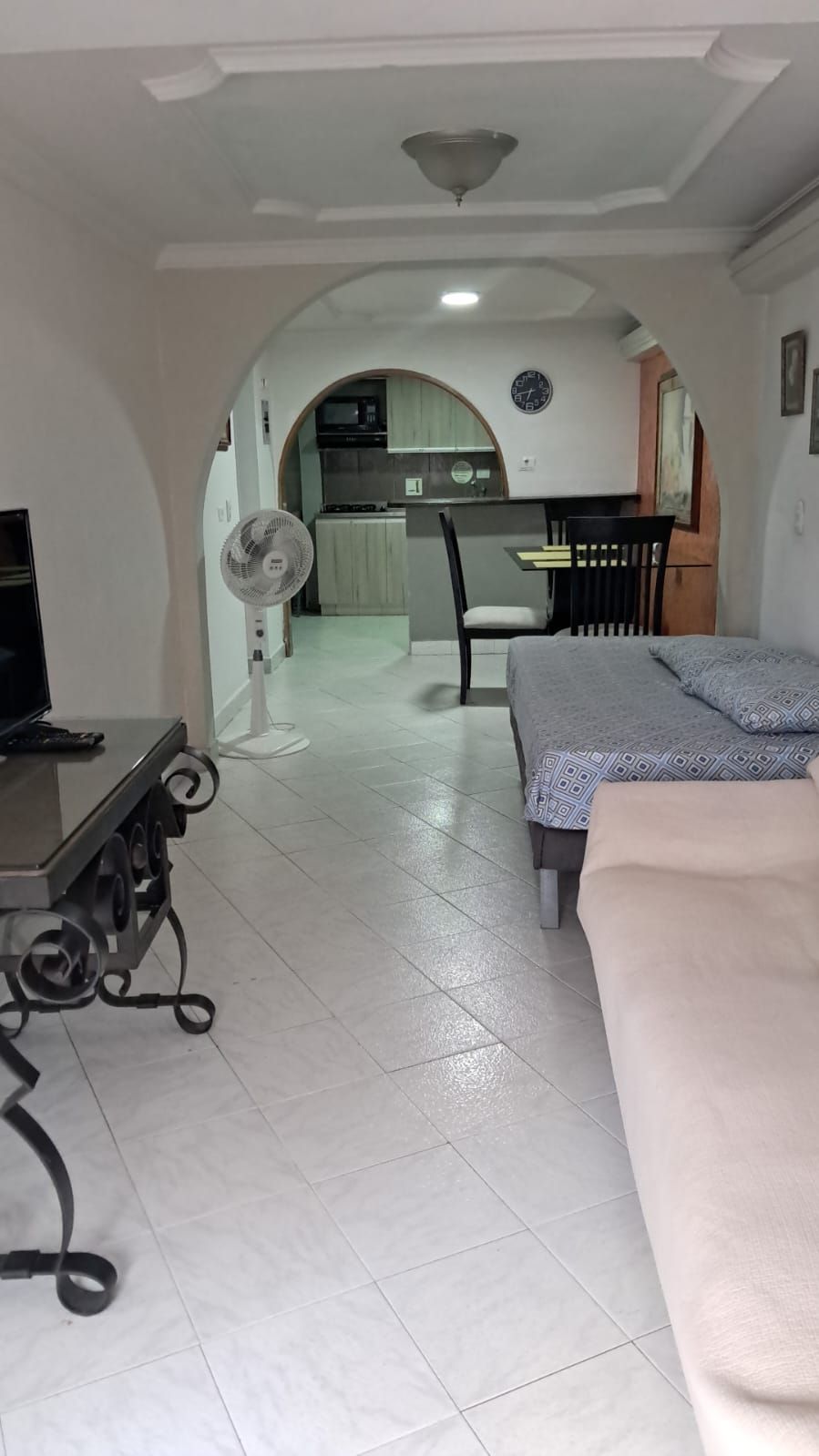 Apartaestudio en arriendo Antioquia Medellín Diego Echavarria 50 m2 Habitaciones 1 Baños 2 Garajes 0 Precio $3700000