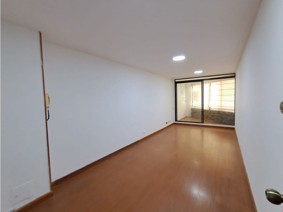 Oficina en arriendo o venta Cundinamarca Bogotá Samper 25 m2 Habitaciones 0 Baños 0 Garajes 0 Precio venta $210000000 Precio arriendo $1650000