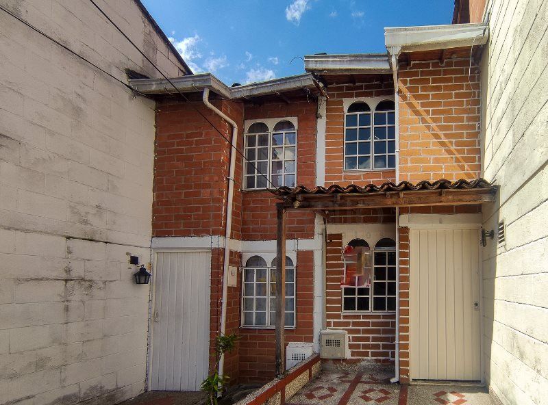Casa en arriendo Antioquia Medellín Kennedy 65 m2 Habitaciones 3 Baños 2 Garajes 0 Precio $2000000
