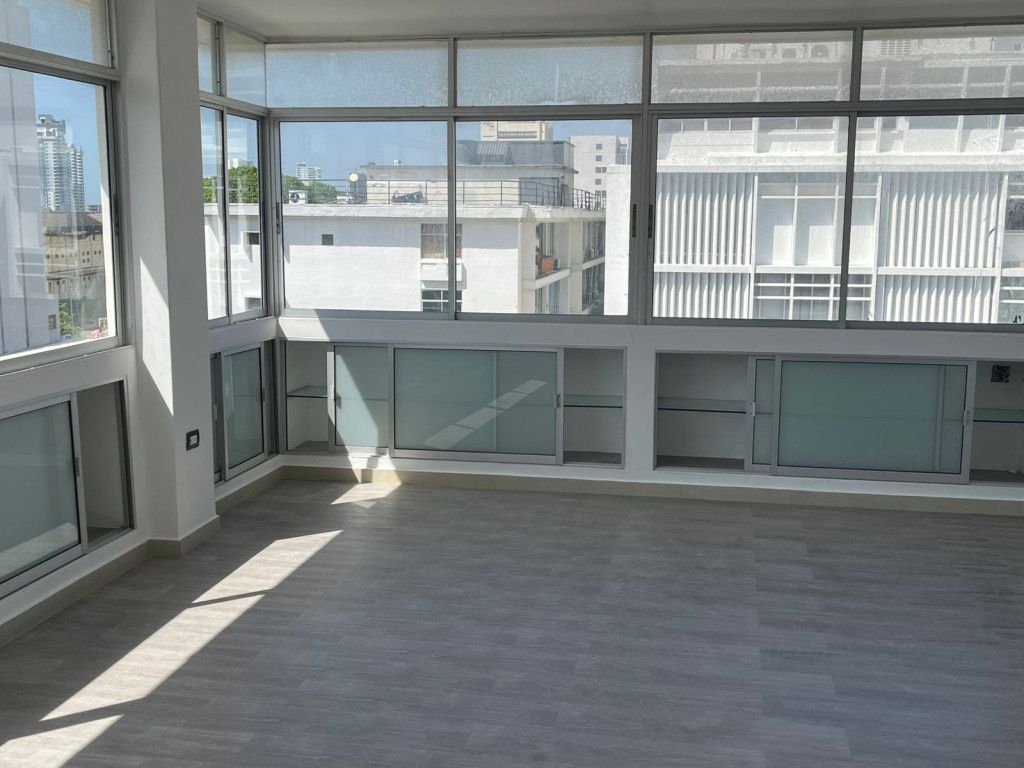 Oficina en arriendo Bolívar Cartagena La Matuna 35 m2 Habitaciones 0 Baños 1 Garajes 0 Precio $3800000