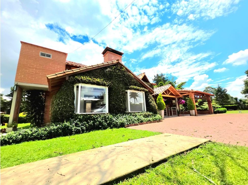 Casa Campestre en arriendo Antioquia Rionegro Rionegro 400 m2 Habitaciones 5 Baños 7 Garajes 6 Precio $13000000