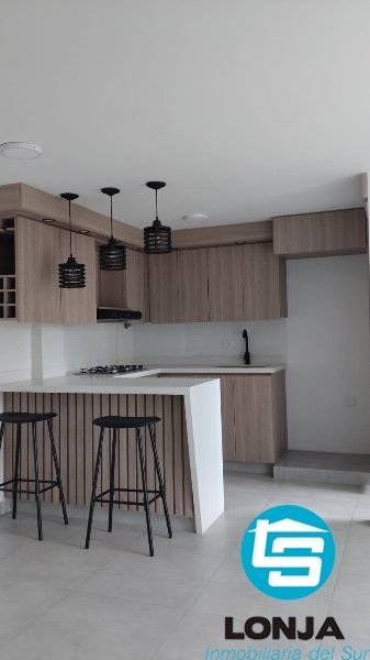 Casa en arriendo Antioquia Medellín Caribe 60 m2 Habitaciones 2 Baños 2 Garajes 0 Precio $1800000