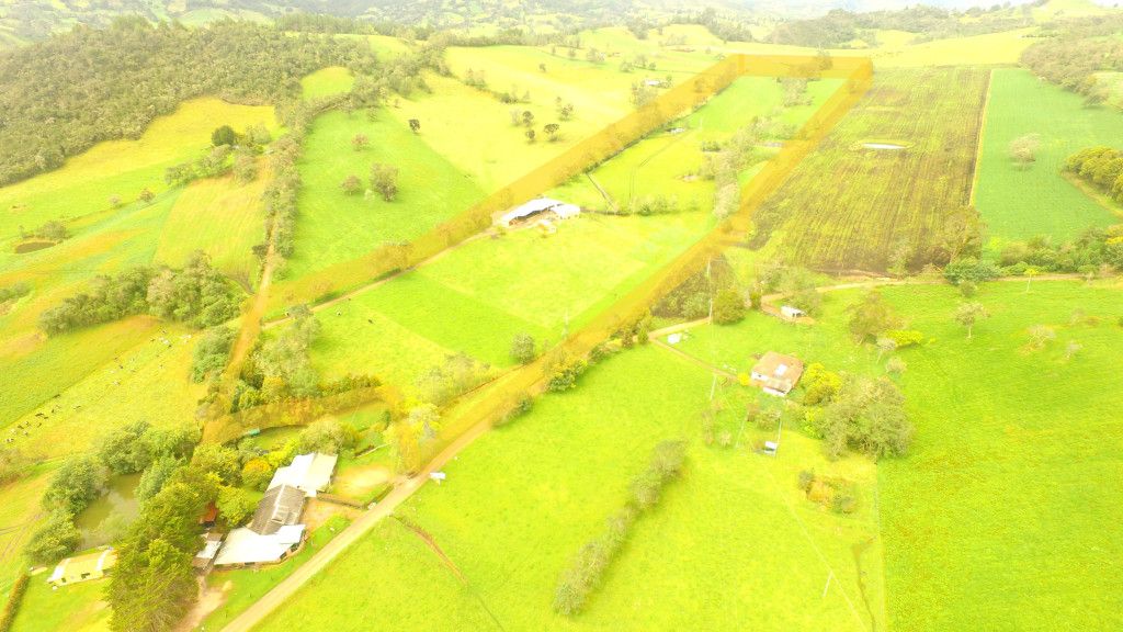 Finca en venta Cundinamarca Sesquilé Sesquile 723 m2 Habitaciones 2 Baños 2 Garajes 0 Precio $2020000000