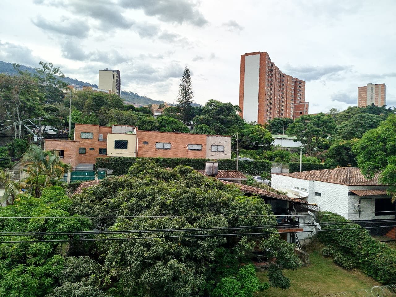 Apartaestudio en arriendo Antioquia Medellín La Pilarica 40 m2 Habitaciones 1 Baños 1 Garajes 0 Precio $2000000