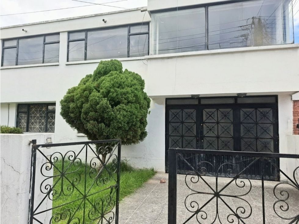 Casa en venta Cundinamarca Bogotá Lisboa 525 m2 Habitaciones 7 Baños 4 Garajes 1 Precio $2200000000