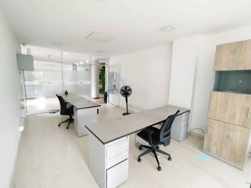 Oficina en arriendo Antioquia Medellín Los Conquistadores 38 m2 Habitaciones 0 Baños 2 Garajes 1 Precio $3540000