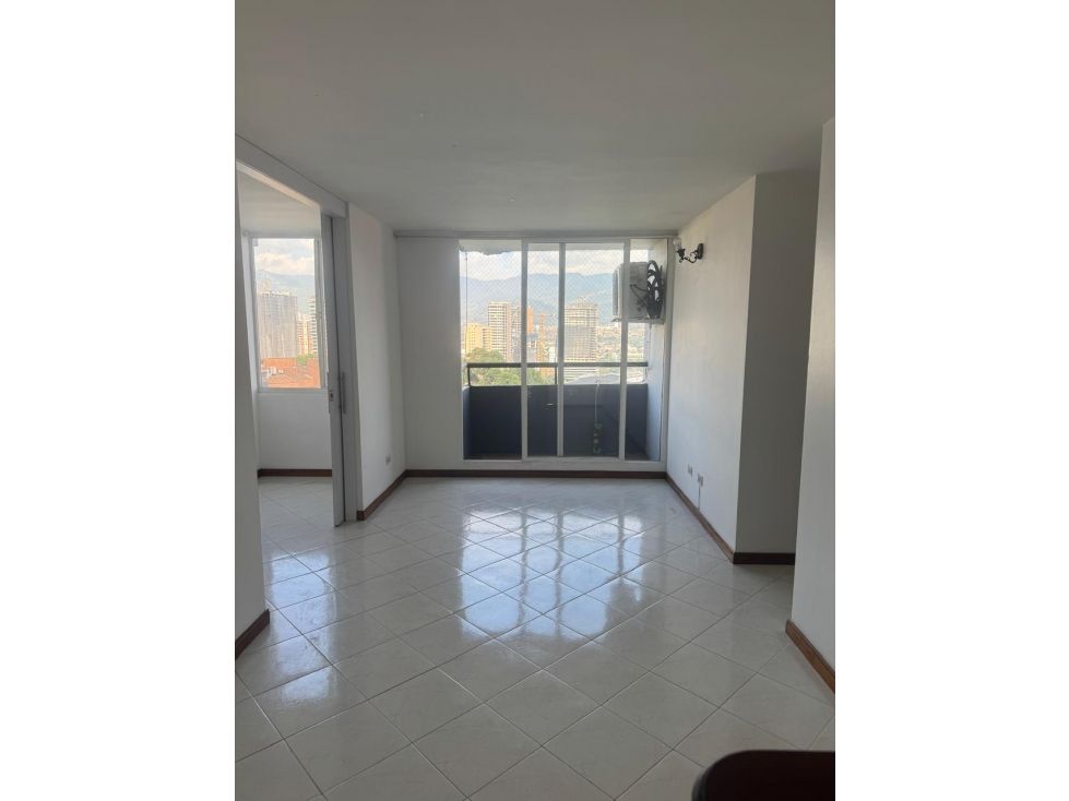 Apartamento en arriendo Antioquia Medellín Castropol 68 m2 Habitaciones 3 Baños 1 Garajes 1 Precio $3400000