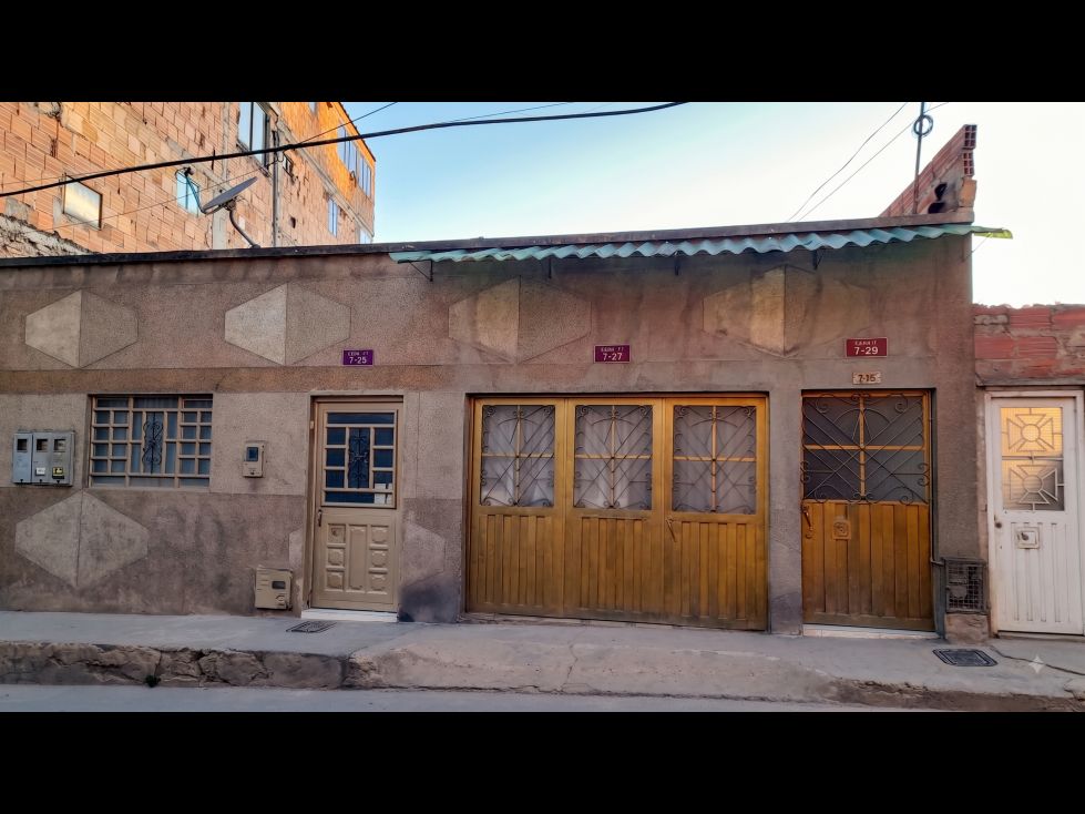 Casa en venta Cundinamarca Soacha Eugenio Diaz Castro 320 m2 Habitaciones 4 Baños 4 Garajes 0 Precio $748000000