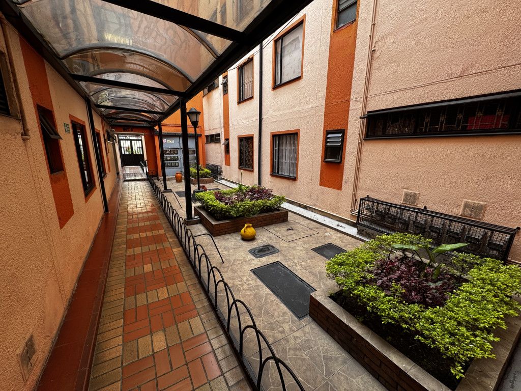 Apartamento en venta Cundinamarca Bogotá Casa Blanca Et Ii 47 m2 Habitaciones 3 Baños 1 Garajes 0 Precio $187000000
