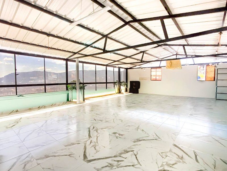 Local en arriendo Antioquia Medellín San Antonio De Prado 100 m2 Habitaciones 0 Baños 2 Garajes 0 Precio $11400000