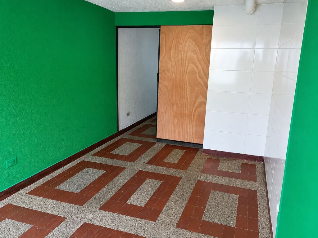Local en arriendo Cundinamarca Bogotá Barrancas 21 m2 Habitaciones 0 Baños 1 Garajes 0 Precio $1286650