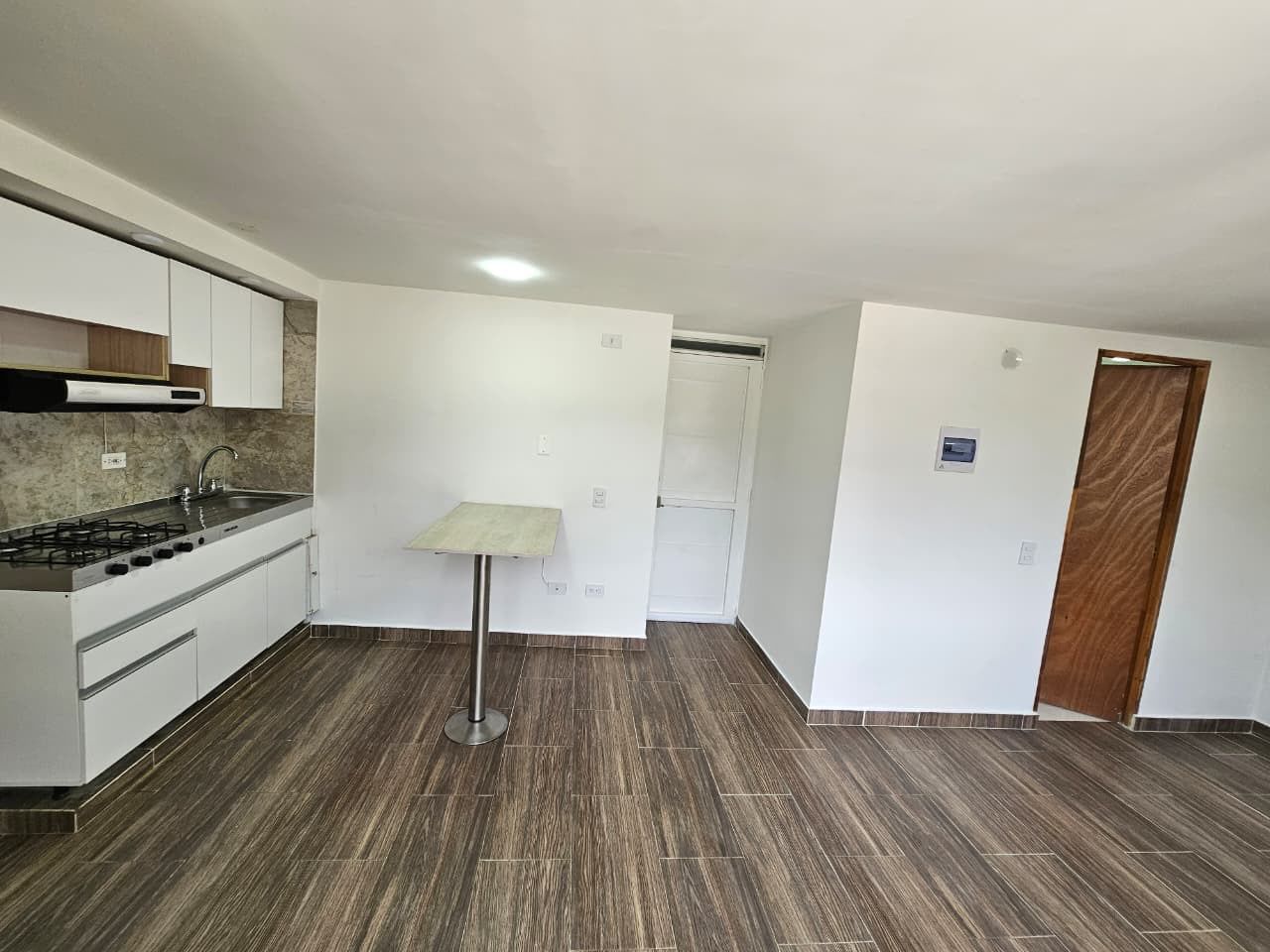 Apartaestudio en venta Cundinamarca Bogotá Cerros 25 m2 Habitaciones 1 Baños 1 Garajes 0 Precio $125000000