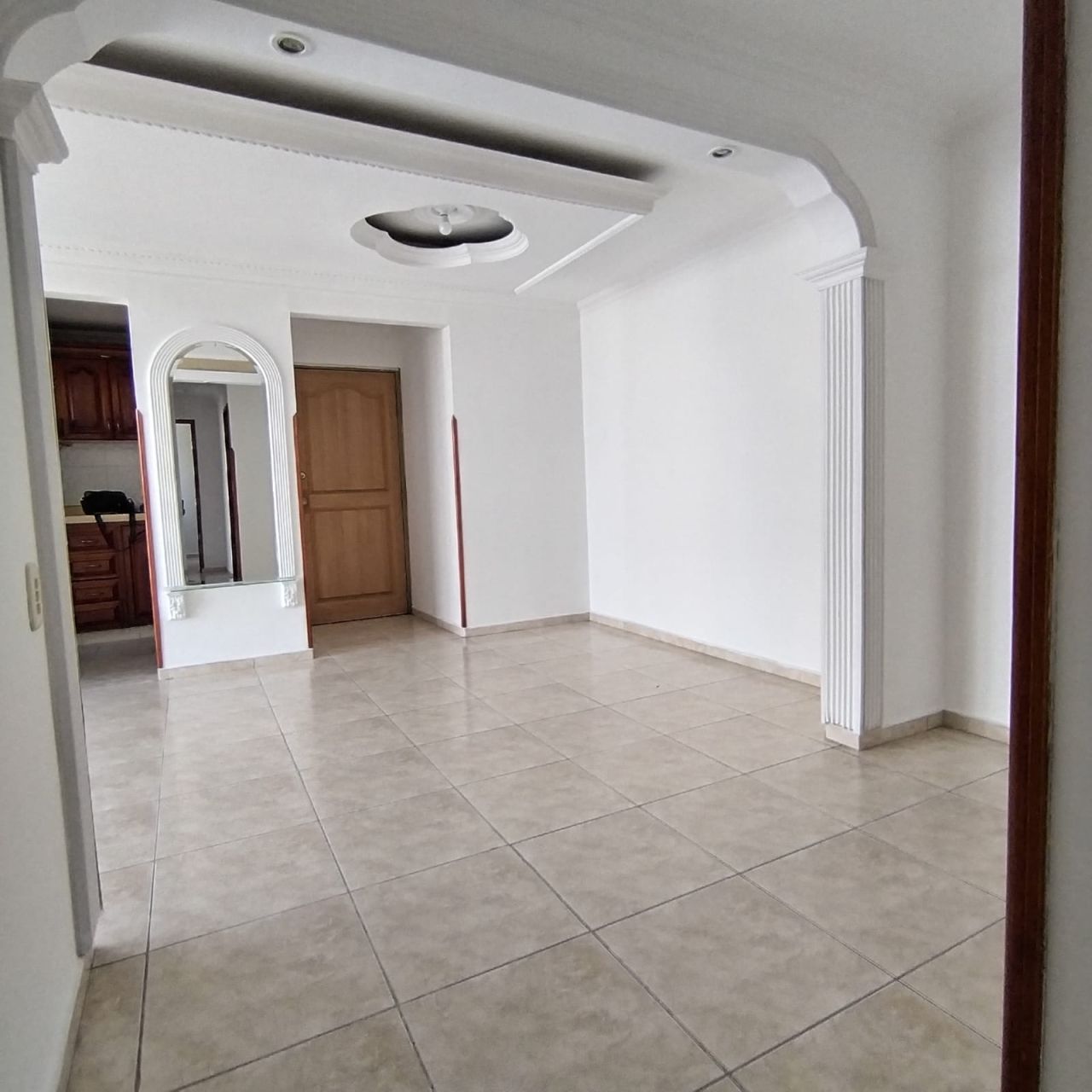 Apartamento en arriendo Santander Bucaramanga El Tejar 85 m2 Habitaciones 3 Baños 3 Garajes 1 Precio $2200000