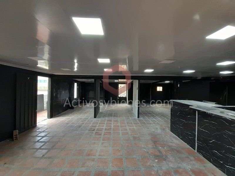 Local en arriendo Antioquia Medellín Fatima 200 m2 Habitaciones 0 Baños 1 Garajes 0 Precio $4000000