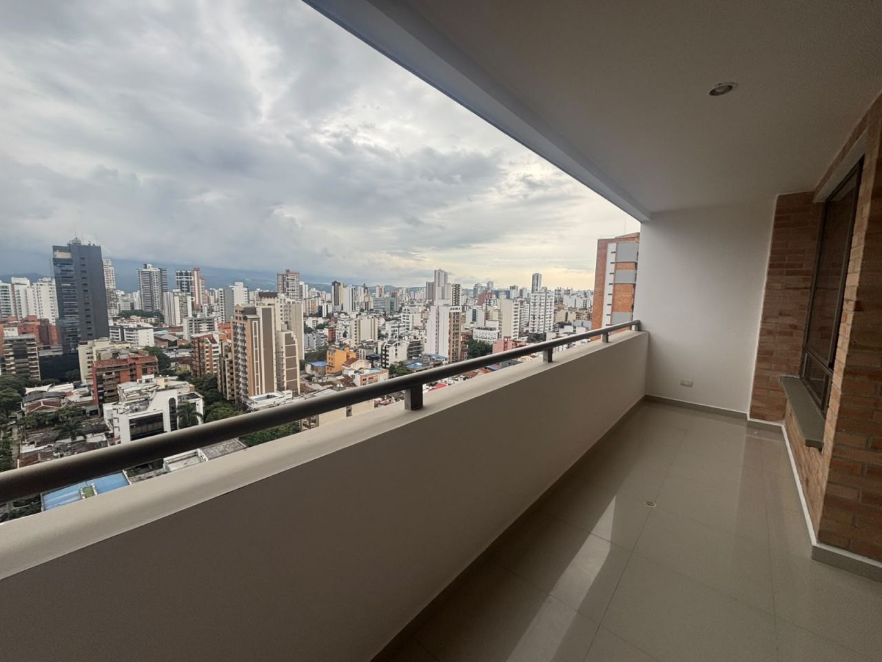 Apartamento en arriendo Santander Bucaramanga Cabecera Del Llano 128 m2 Habitaciones 3 Baños 3 Garajes 2 Precio $5475000