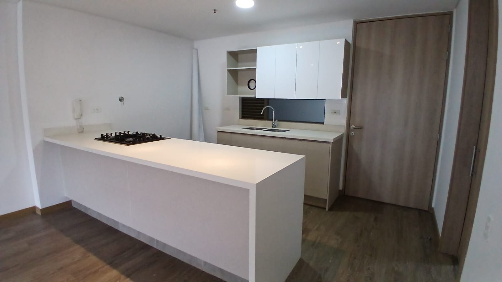 Apartamento en arriendo Antioquia Medellín Los Balsos No 2 97 m2 Habitaciones 1 Baños 2 Garajes 1 Precio $5100000