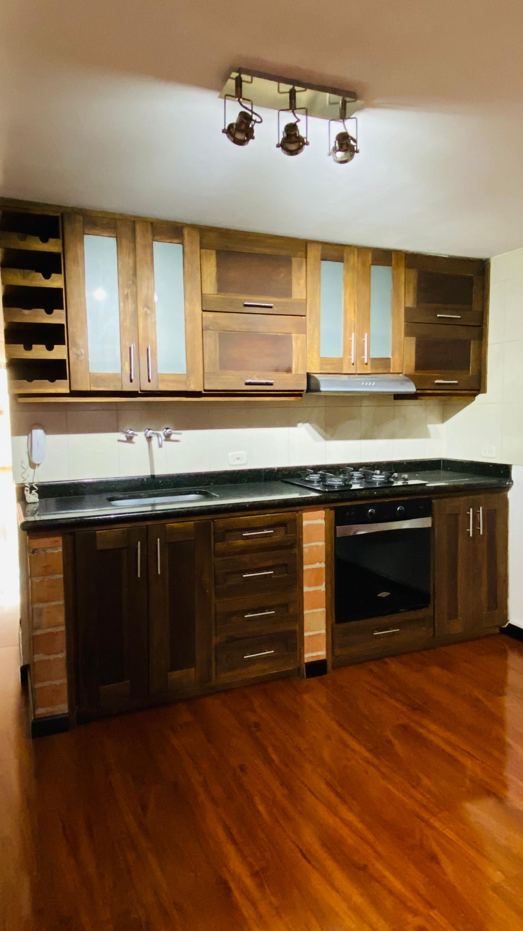 Apartamento en venta Antioquia Medellín Boston 67 m2 Habitaciones 2 Baños 2 Garajes 1 Precio $388000000