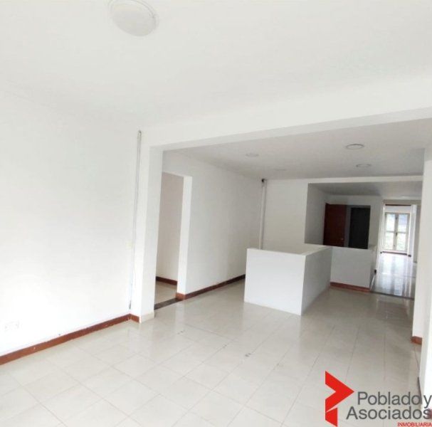 Casa en arriendo Antioquia Medellín La Aguacatala 217 m2 Habitaciones 7 Baños 4 Garajes 4 Precio $14300000
