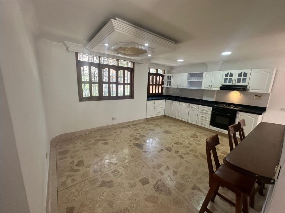 Casa Campestre en arriendo Antioquia Sabaneta Holanda 200 m2 Habitaciones 4 Baños 3 Garajes 2 Precio $6200000