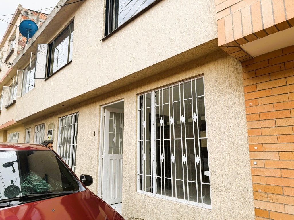 Casa en arriendo Cundinamarca Chía Los Zipas 50 m2 Habitaciones 2 Baños 2 Garajes 0 Precio $1200000