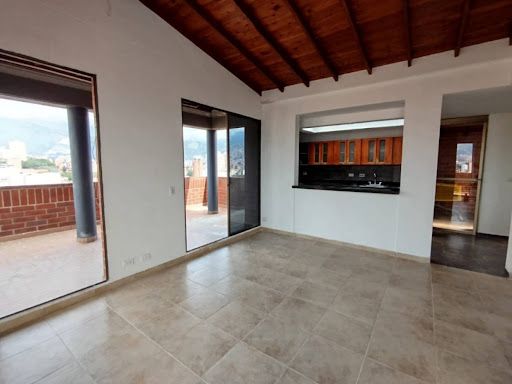 Apartamento en arriendo Antioquia Medellín Urbanizacion Los Laureles 240 m2 Habitaciones 4 Baños 3 Garajes 2 Precio $6800000